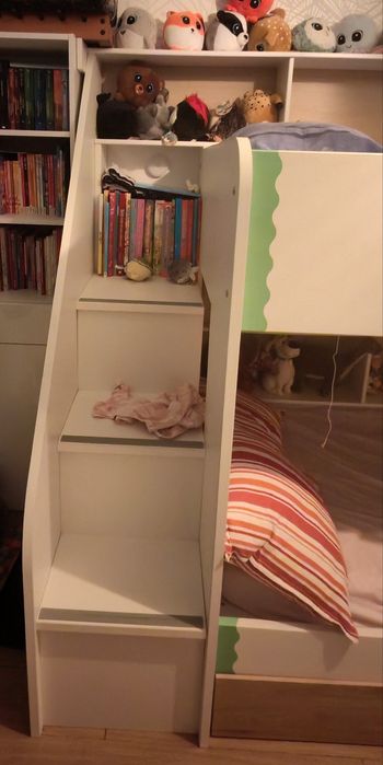 Conjunto Beliche Super Jojo e cómoda Hemnes 8 gavetas ikea