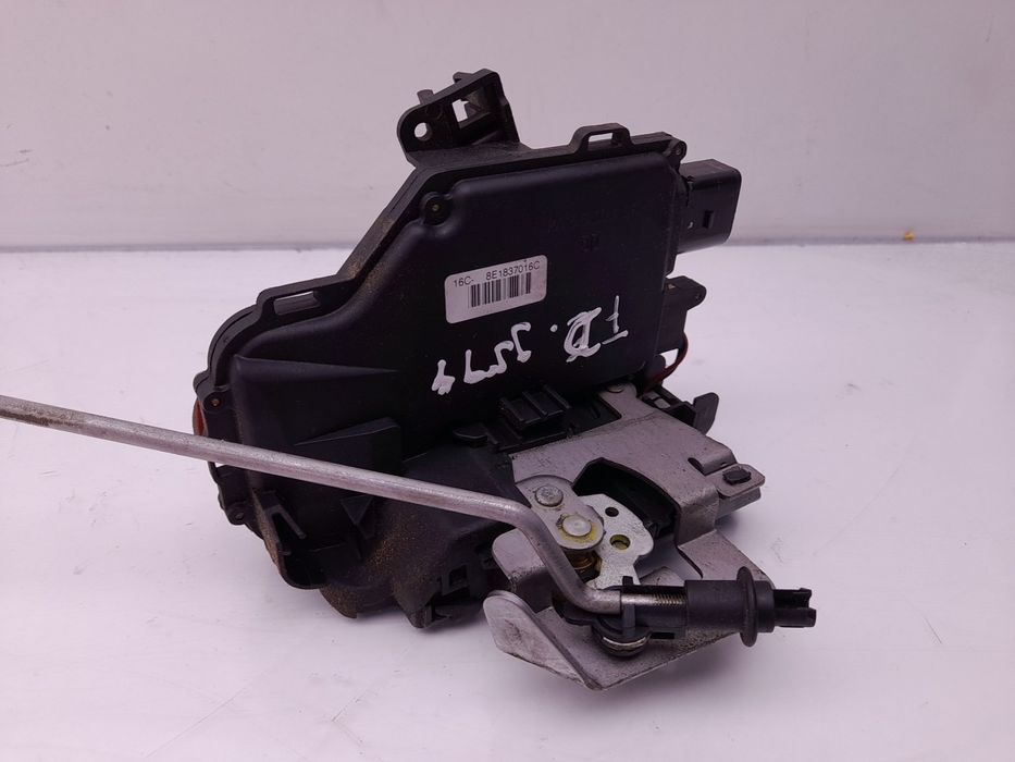 Fechadura / fecho porta frente direito AUDI A4 Avant (8E5, B6)