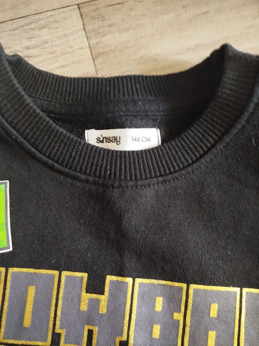 Czarna bluza Minecraft 140