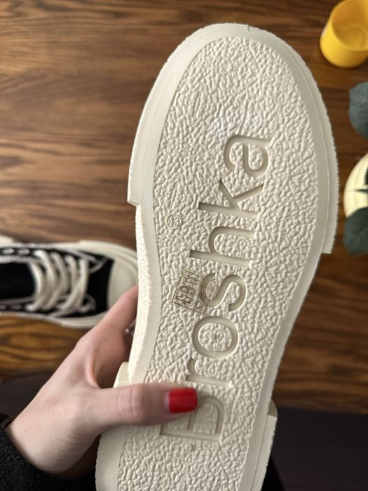 Кеди/ кросівки жіночі/чоловічі 43 р (28см)