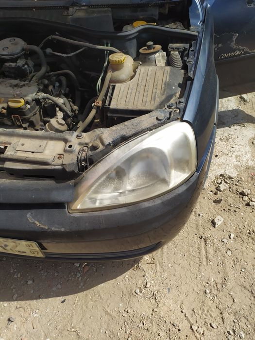 Peças Opel corsa C 1.0 5 portas de 2001