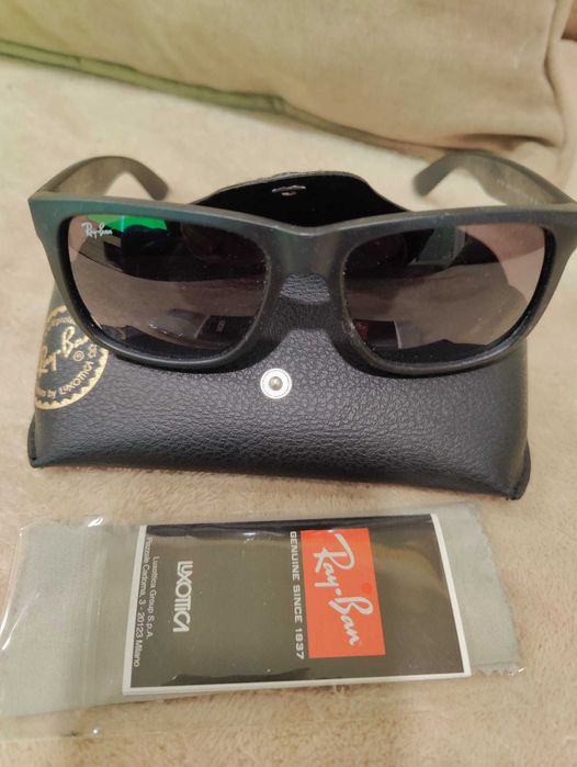 Óculos de sol Ray-ban em bom estado e originais