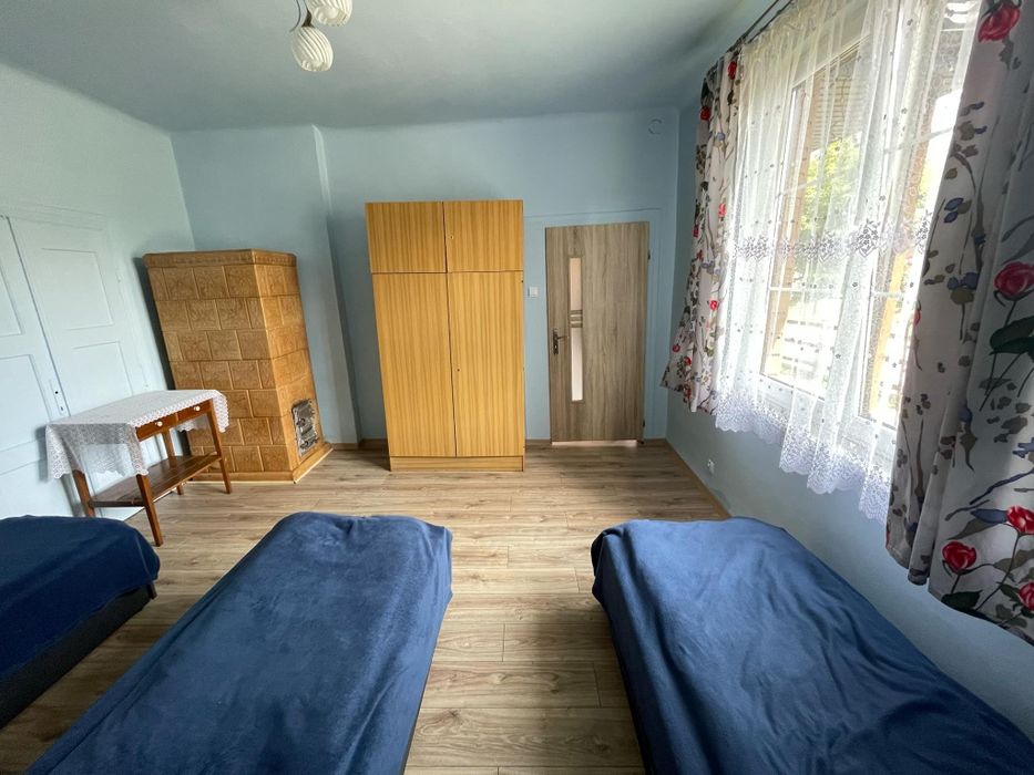 Do wynajęcia pokoje lub cały domek. Pokoje pracownicze