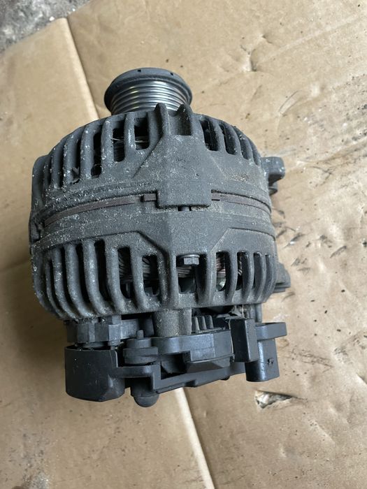 Alternator Bosch 120A 1.9 TDI VW Golf passat B5 A4 Bora Leon Octavia