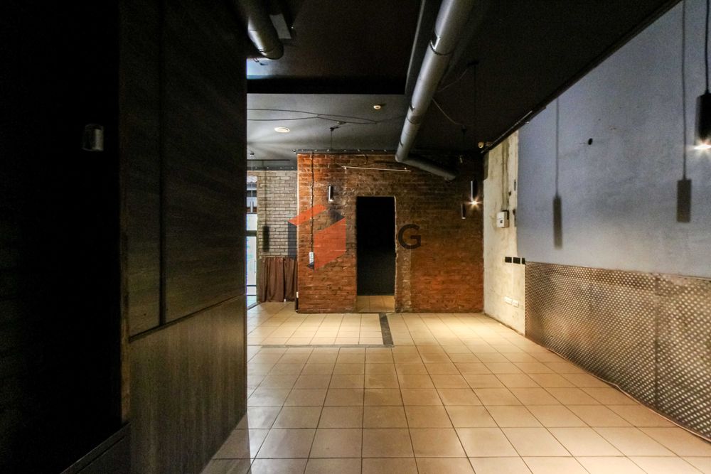 Здається в оренду торгове комерційне приміщення прохідна локація Луцьк