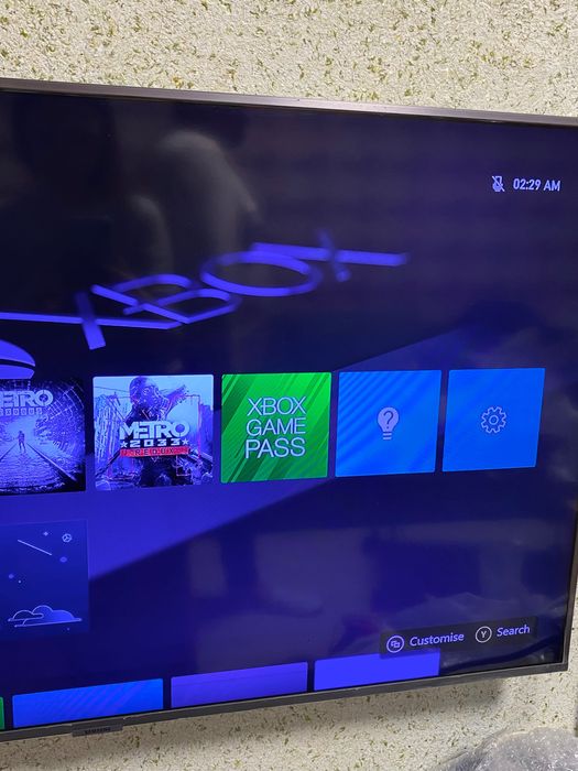 Приставка Xbox one з іграми GTA 5