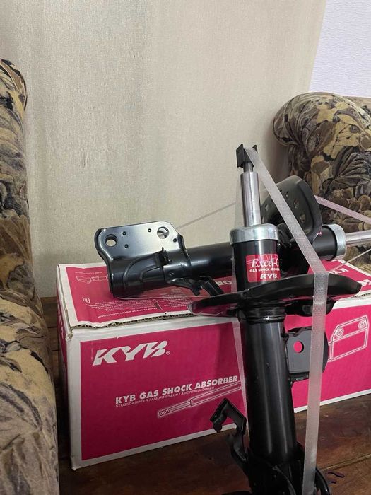 Оригінальні амортизатори KYB/SACHS/SATO TECH—передні/задні на всі авто