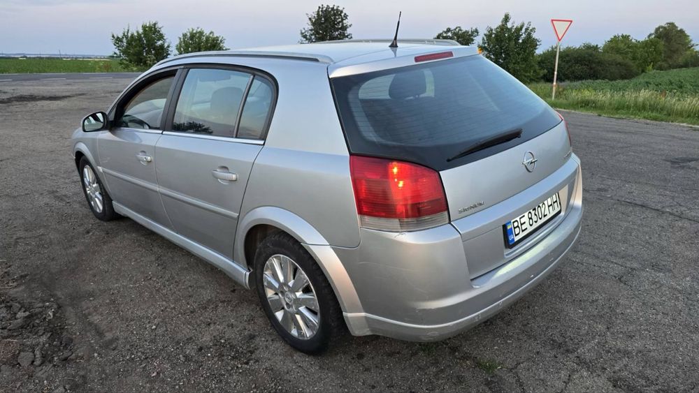 Продам автомобіль опель сігнум 2003рік, 2.2  дизель