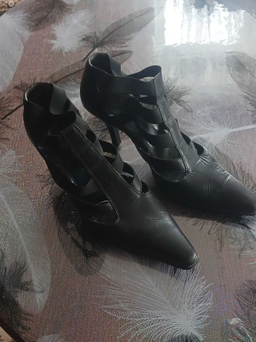 Туфлі на підборах