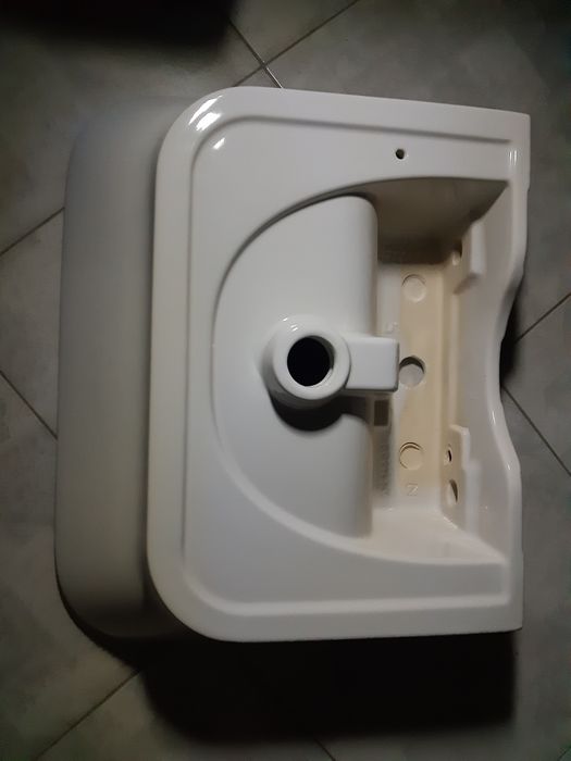 Мийка Roca 600 мм