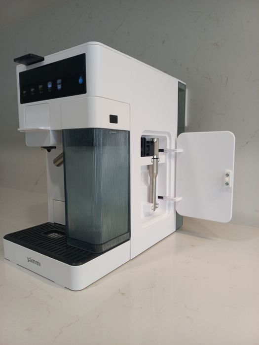 Máquina de café  multicápsula Yämmi