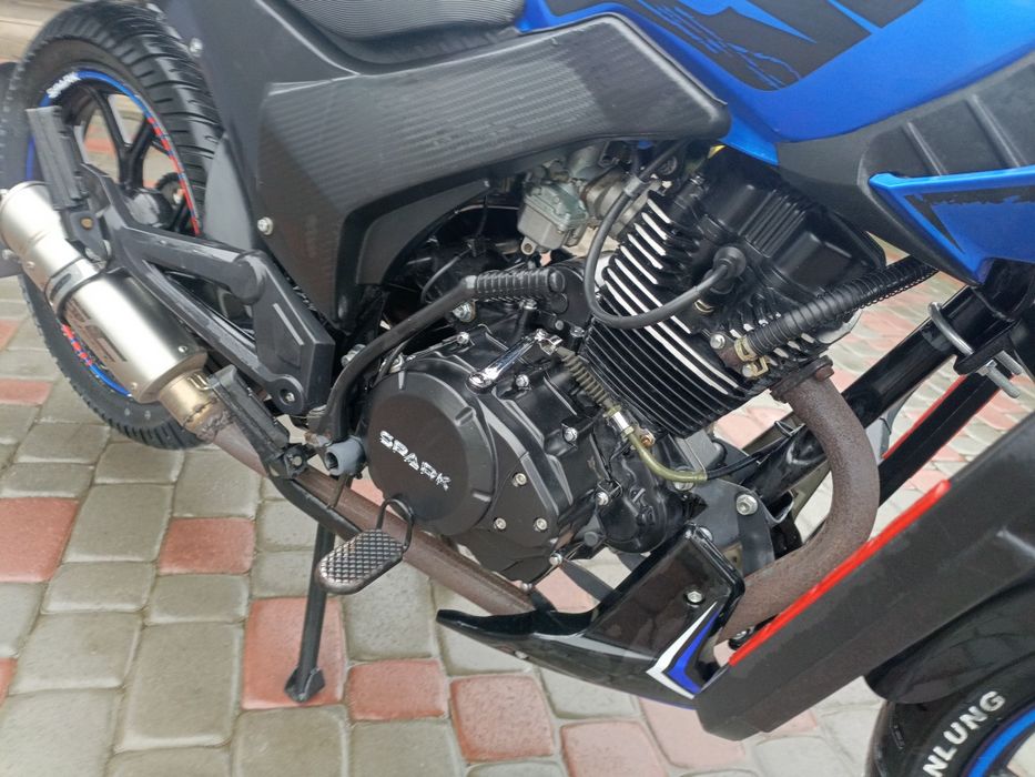 Мотоцикл SPARK SP200R-31