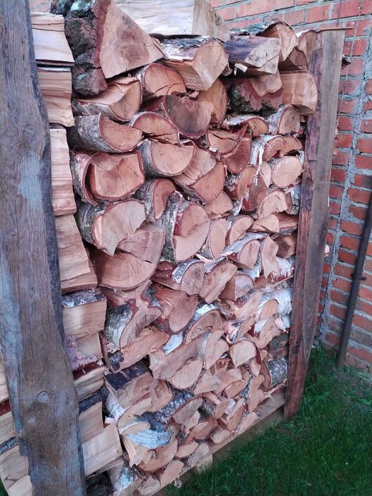 drewno kominkowe dąb, brzoza, akacja