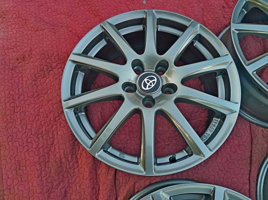 ALUFELGI 17' TOYOTA Corolla AURIS Avensis - ET47 - 5x114,3 - igła