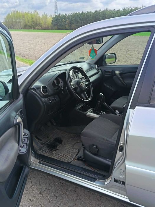 Toyota RAV4 2005r