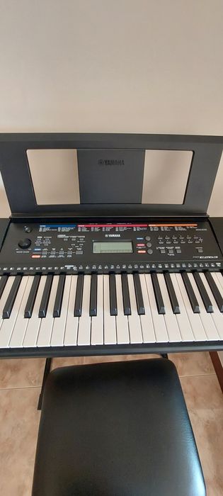 Teclado yamaha PSR E263 + suporte + banco