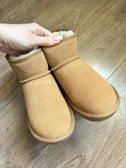 Угги жіночі натуральні кольору camel