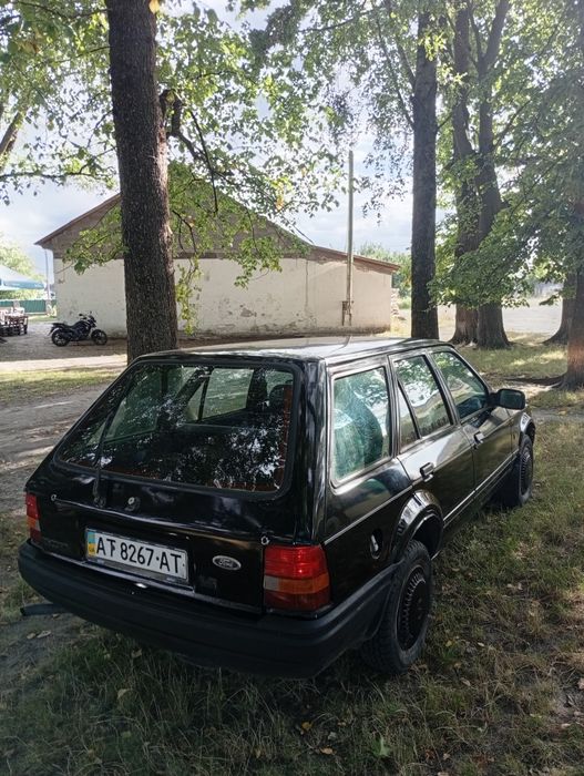 FORD-ESCORT 1.4 Бен Обмен Цикавит