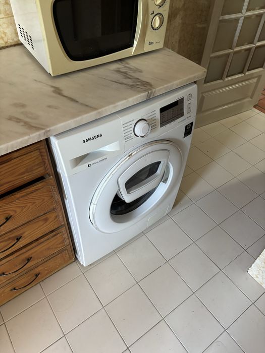 Máquina de lavar a roupa