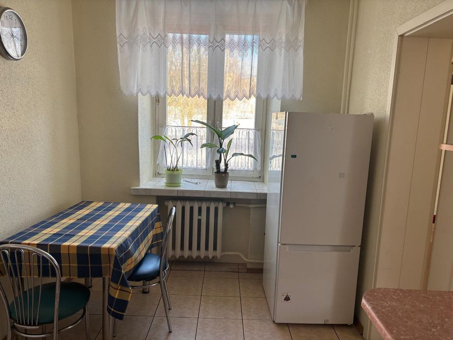 Na wynajem dwupokojowe mieszkanie w centrum Starachowic 46 m²