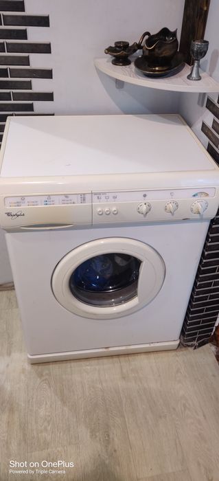 Стиральная машина Whirlpool AWG 334-800.