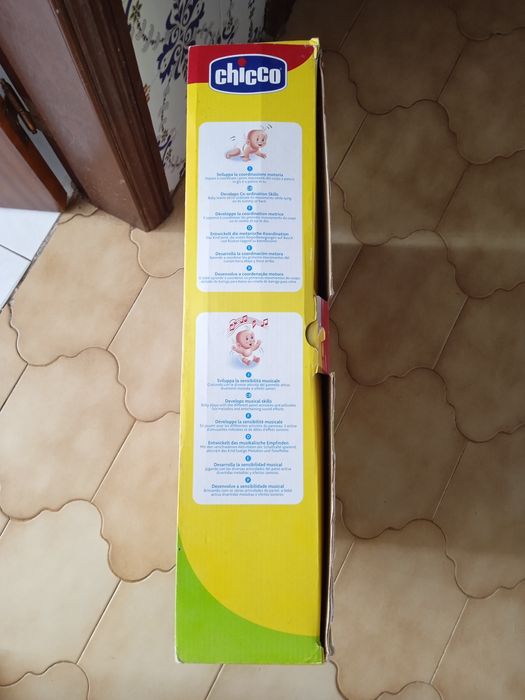 Brinquedo 2 em 1 bebê Chicco