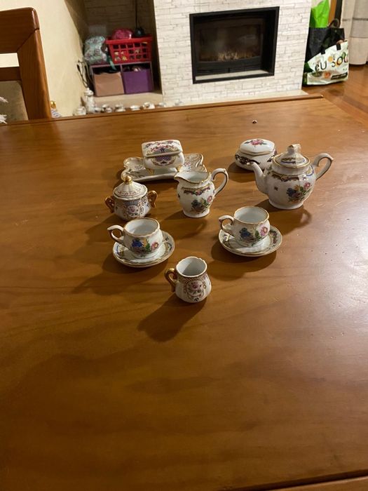 Tea Sets424444636924497925