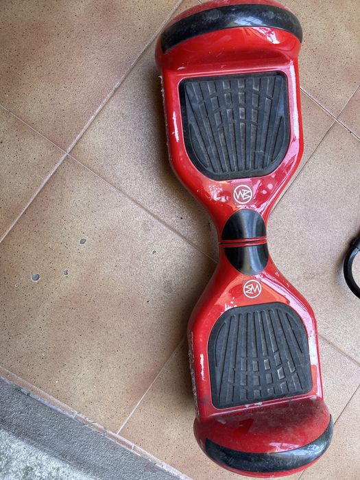 hoverboard vermelho