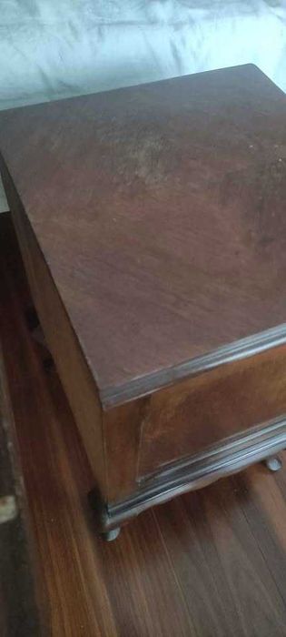 Mesa de cabeceira vintage