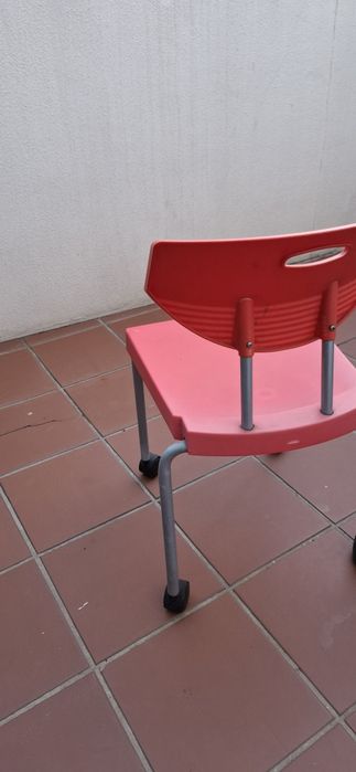 Cadeira plastico secretária criança