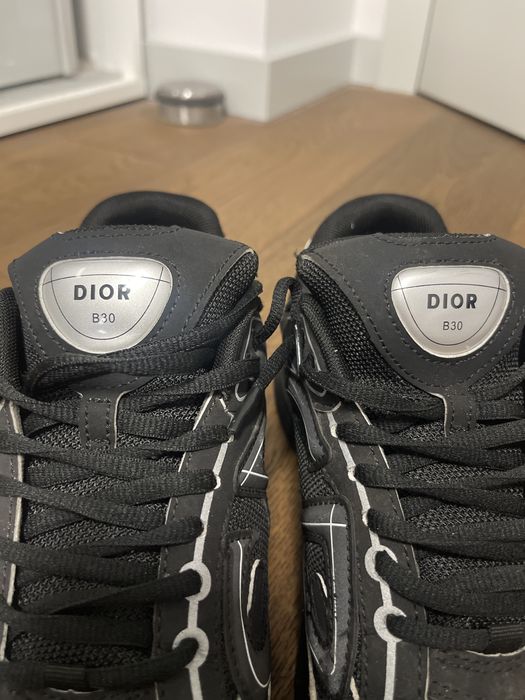 Dior B30 czarne.