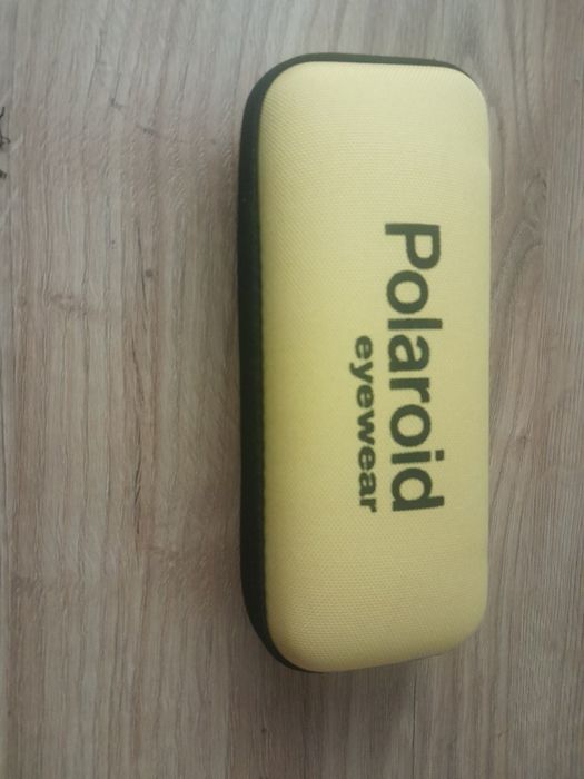Nowy futerał na okulary Polaroid