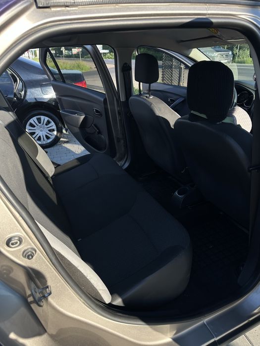 Renault Logan 2013