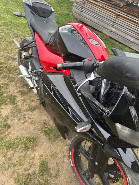 Продам jamaxa yzf125-r