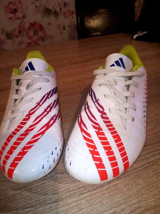 Sprzedam Korki Adidas Predator Edge.4 roz. 36,2/3