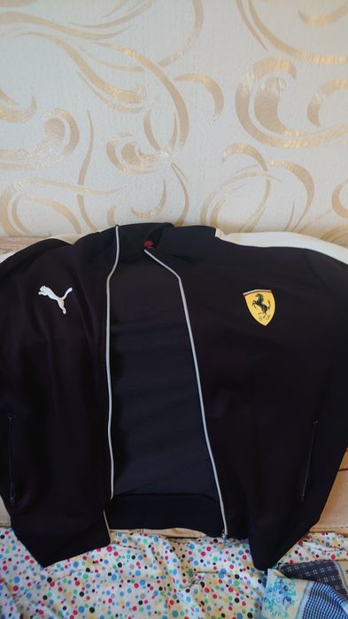 Фірмова кофта puma