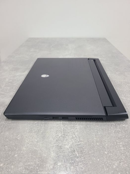 Dell Alienware m15 R3 — RTX 2070 Super / i7-10750H / преміальний gaming ноутбук