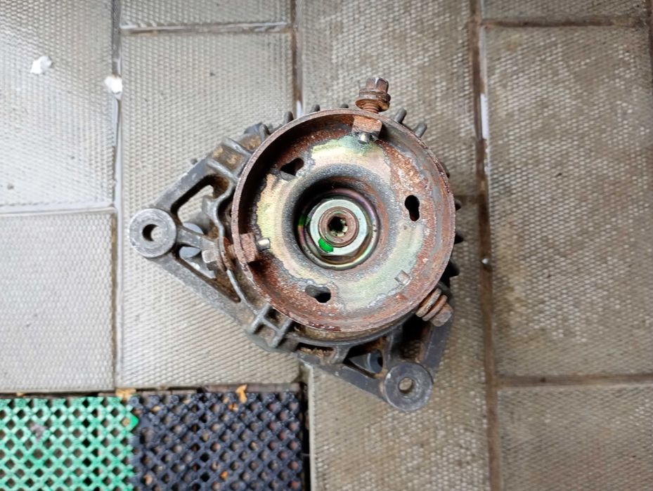 Продам генератор Ford transit connect 1.8 tdci