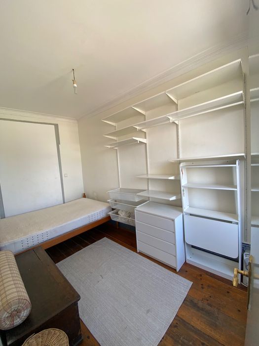 Quarto em apartamento compartilhado
