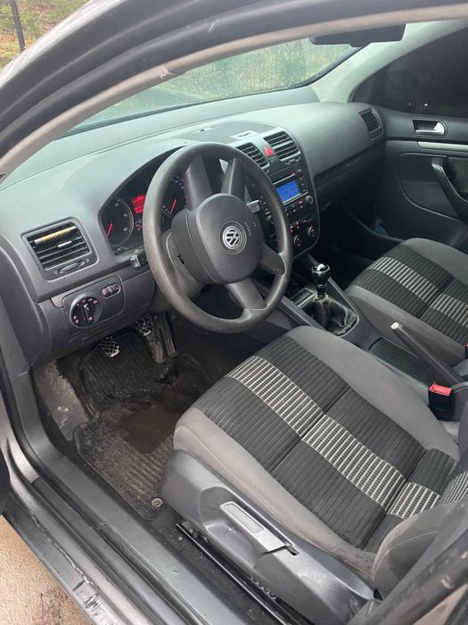 Wolkswagen golf5 1.9