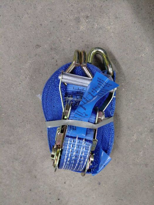 Продам стяжной ремень с трещоткой для крепления груза.