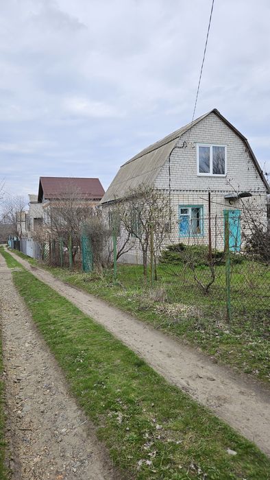 Продам дачу в Любимівці