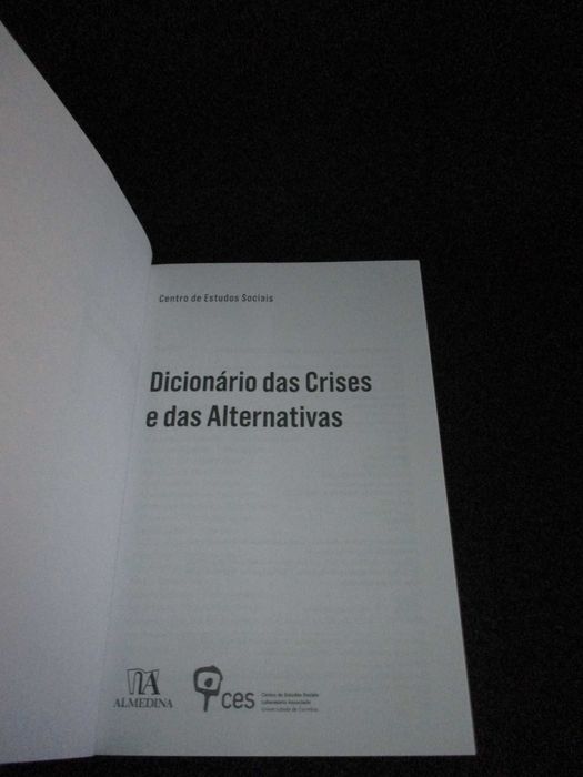 Livro Dicionário das Crises e das Alternativas