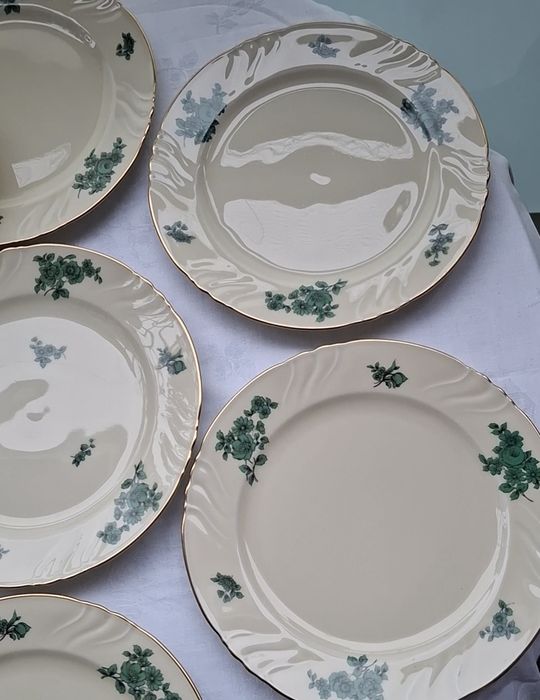 Тарілки  Thomas Ivory