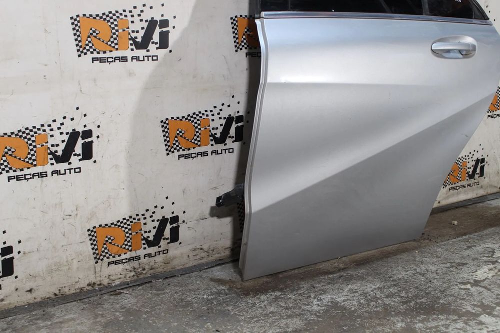 Porta trás esquerda MERCEDES-BENZ Classe A (W176)