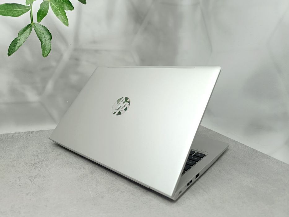 HP ProBook 440 G8/i5-1135G7/8 ГБ/SSD M2 256 GB/14"/4 ядра/2021 рік