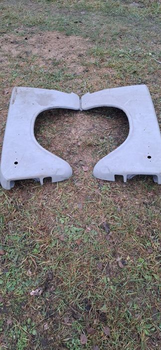 Продам передние крылья на автомобиль Ваз 2103-2106.