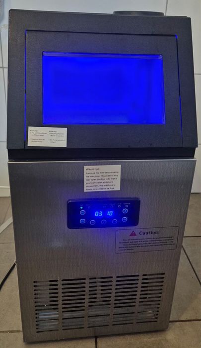 Nowa kostkarka do lodu 10–12 kg / 24h – gastronomiczna