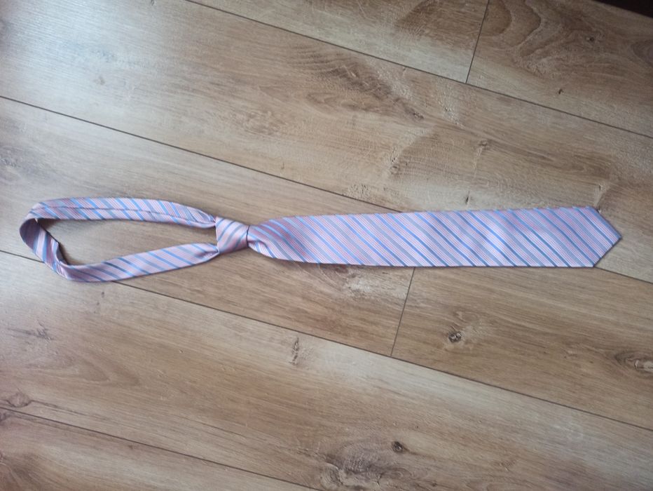 Krawat męski w paski