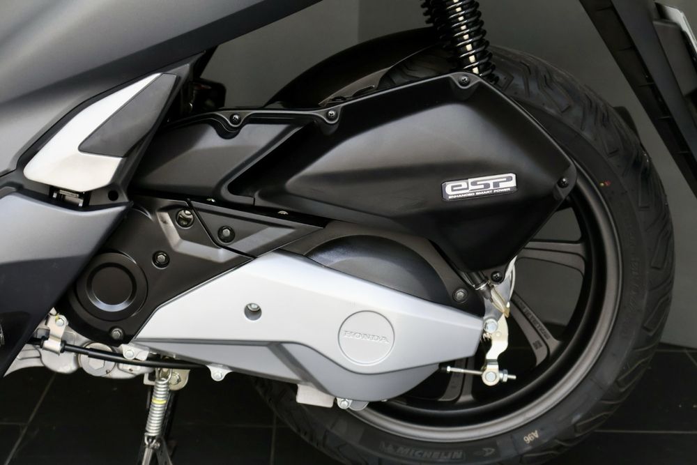 Honda pcx 125 ( apenas 1600 kms)